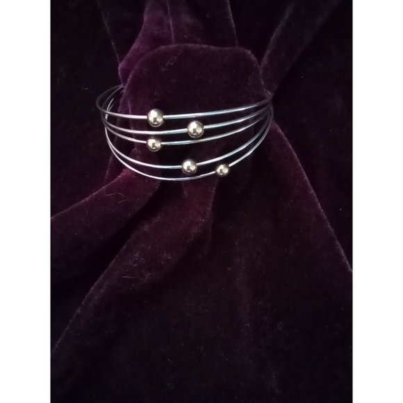 Silver Wire Artisan Cuff Bracelet with Goldtone Floating Beads - Picture 3 of 8